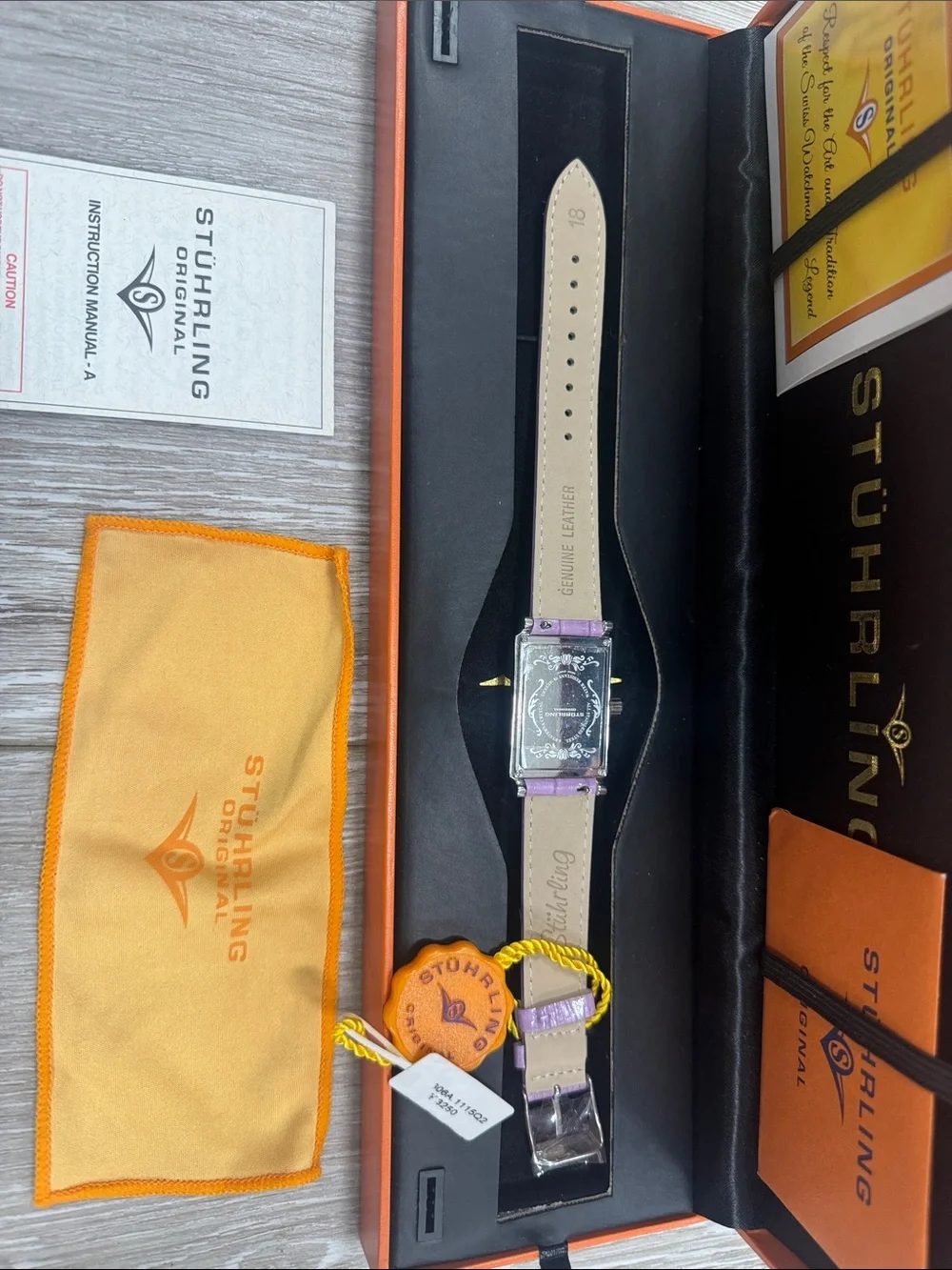 Stuhrling Original stylish lavender